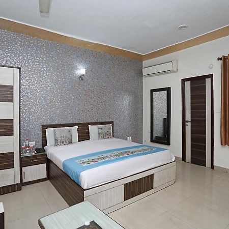 Hotel O Shanti Palace Agra  Εξωτερικό φωτογραφία